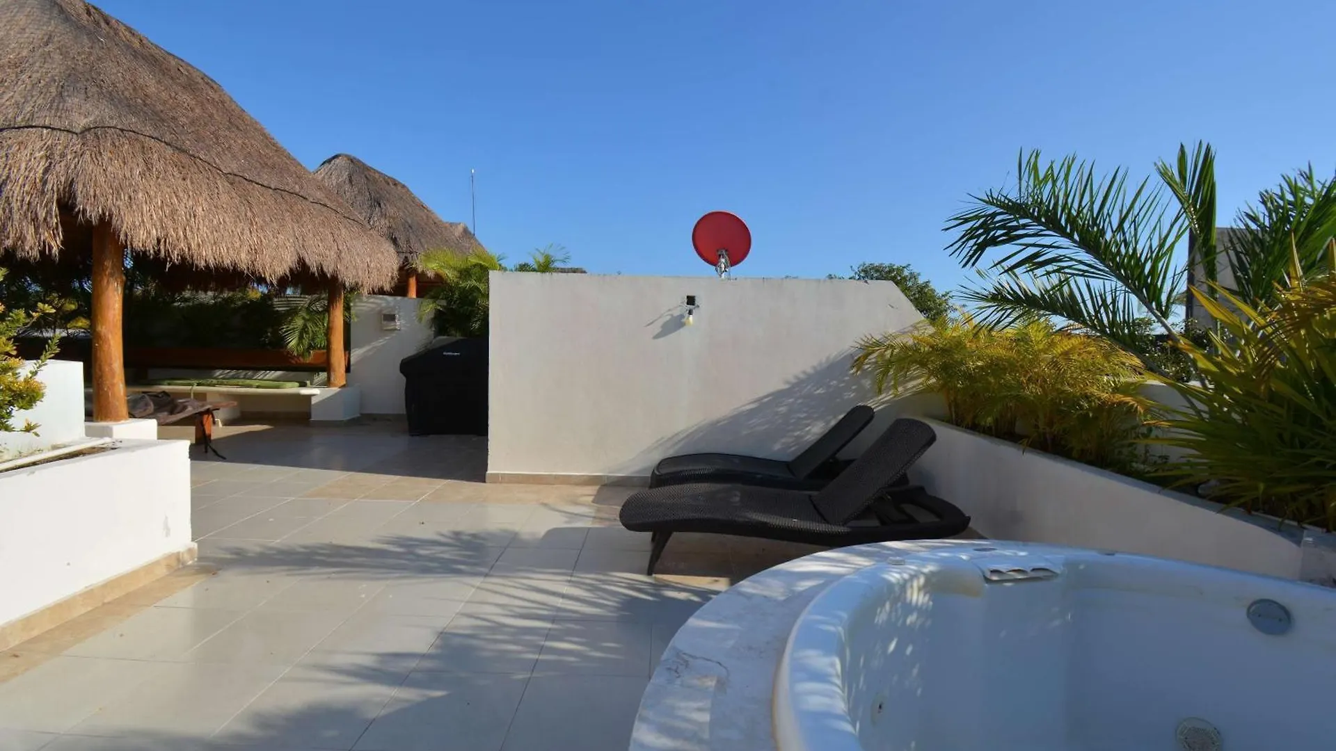 2Br 2Ba Penthouse With Private Rooftop Terrace Tulum