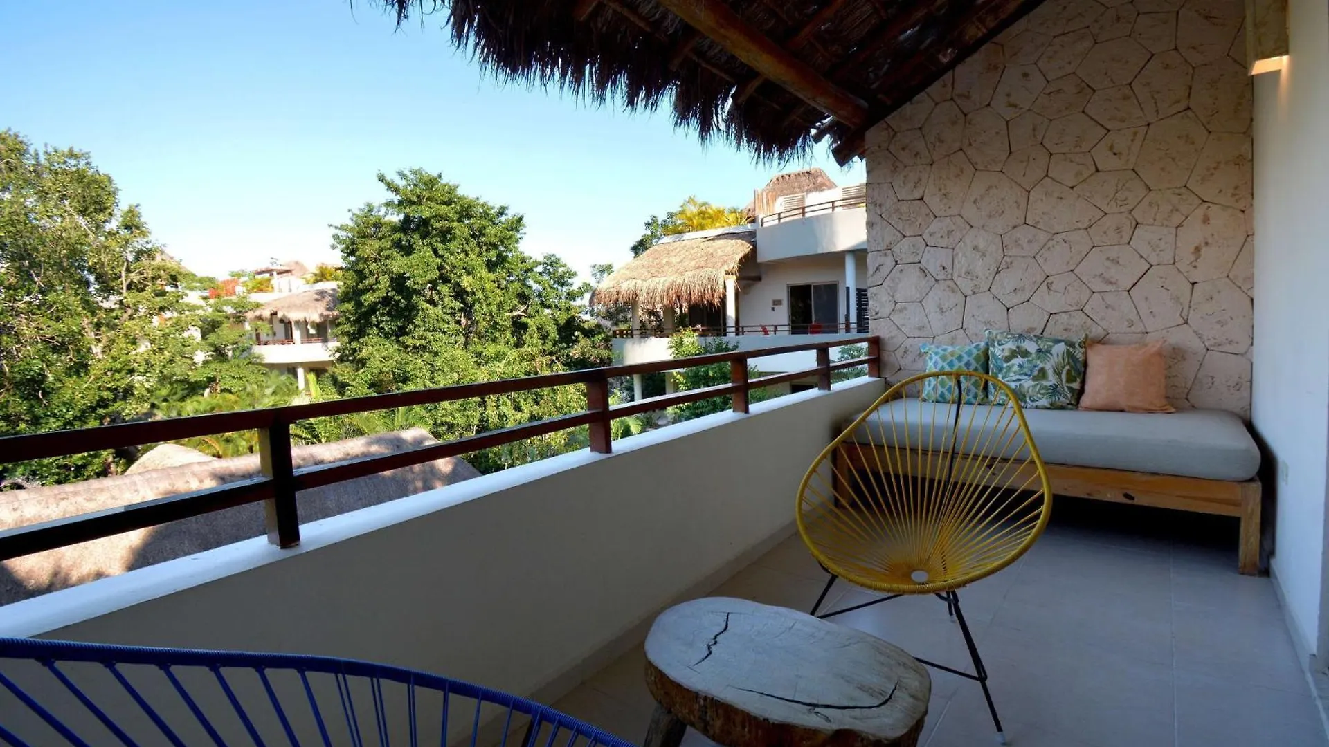 2Br 2Ba Penthouse With Private Rooftop Terrace Tulum